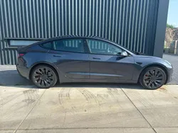 Grijs Gebruikt 2021 Tesla Model 3 Performance Sedan | € 30.950 (Eerlijke prijs)