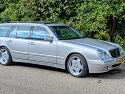 Zilver Gebruikt 2002 Mercedes E430 Avantgarde Sedan | € 8.000
