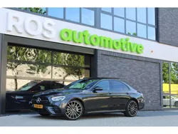 Grijs Gebruikt 2023 Mercedes E300 AMG line Sedan | € 55.950 (Super prijs)
