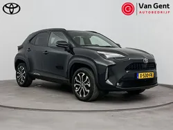 Zwart Gebruikt 2023 Toyota Yaris Cross SUV | € 29.499 (Eerlijke prijs)