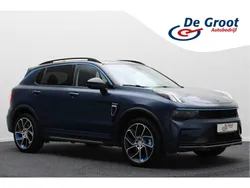 Blauw, metallic lak Gebruikt 2022 Lynk & Co 01 SUV | € 23.950 (Eerlijke prijs)