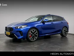 Blauw Gebruikt 2024 BMW 120 M Sport Hatchback | € 44.880