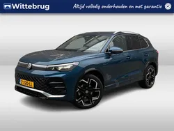 Blauw, metallic lak Gebruikt 2024 VW Tiguan Business SUV | € 46.950 (Goede deal)
