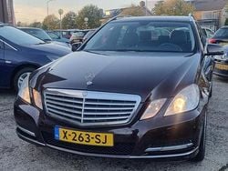 Bruin Gebruikt 2011 Mercedes E200 Business Stationwagen | € 7.999 (Goede deal)