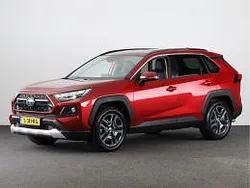 Rood Gebruikt 2023 Toyota RAV4 Premium SUV | € 43.645 (Eerlijke prijs)