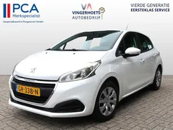 Wit Gebruikt 2015 Peugeot 208 Active Hatchback | € 6.700 (Eerlijke prijs)