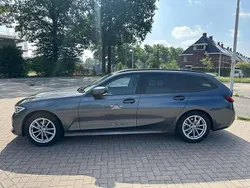 Zilver Gebruikt 2021 BMW 318 Executive Stationwagen | € 27.250 (Super prijs)
