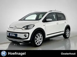 Wit Gebruikt 2015 VW cross up! Hatchback | € 9.950 (Eerlijke prijs)