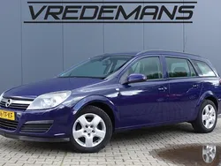 Blauw Gebruikt 2006 Opel Astra Executive Stationwagen | € 1.250