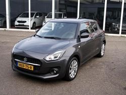 Grijs Gebruikt 2021 Suzuki Swift Hatchback | € 15.450 (Eerlijke prijs)