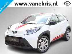 Wit Nieuw 2025 Toyota Aygo Play Hatchback | € 21.293 (Eerlijke prijs)