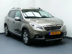 Grijs Gebruikt 2013 Peugeot 2008 Allure SUV | € 10.944 (Duur)