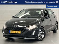 Zwart metallic Gebruikt 2025 Hyundai i20 Comfort Hatchback | € 25.925 (Duur)