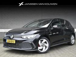 Zwart Gebruikt 2022 VW Golf VIII GTE Hatchback | € 24.445 (Eerlijke prijs)