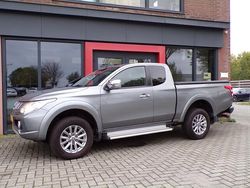 Grijs Gebruikt 2017 Mitsubishi L200 Intense Pickup | € 16.950