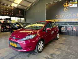Rood Gebruikt 2013 Ford Fiesta Hatchback | € 4.250 (Goede deal)