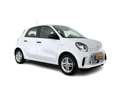 White tridion Gebruikt 2022 Smart ForFour Electric Drive Sedan | € 10.945 (Goede deal)