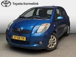 Blauw, metallic lak Gebruikt 2008 Toyota Yaris Executive Hatchback | € 4.950 (Eerlijke prijs)
