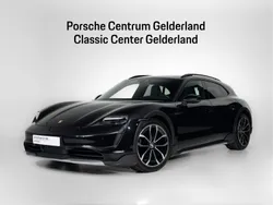 Zwart Gebruikt 2022 Porsche Taycan Cross Turismo Sedan | € 72.900 (Eerlijke prijs)