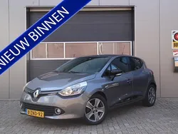 Grijs Gebruikt 2015 Renault Clio IV Night&Day Hatchback | € 6.995 (Eerlijke prijs)