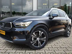 Zwart Gebruikt 2021 Volvo XC40 Inscription SUV | € 30.900 (Goede deal)