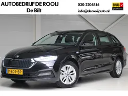 Zwart Gebruikt 2022 Skoda Octavia Business Line Stationwagen | € 22.795 (Eerlijke prijs)