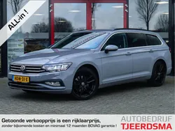Grijs Gebruikt 2023 VW Passat Business Stationwagen | € 31.950 (Goede deal)