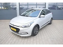 Grijs Gebruikt 2018 Hyundai i20 Edition Hatchback | € 12.835 (Eerlijke prijs)