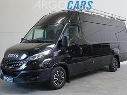 Zwart Gebruikt 2021 Iveco Daily Van | € 26.450