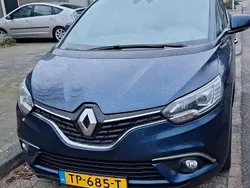 Blauw Gebruikt 2017 Renault Scénic IV Bose Edition MPV | € 9.850 (Eerlijke prijs)