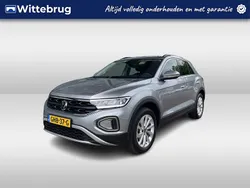 Grijs Gebruikt 2024 VW T-Roc Edition SUV | € 30.950 (Goede deal)