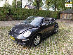 Zwart Gebruikt 2008 VW Beetle Highline Cabriolet | € 7.950