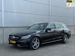 Zwart, metallic lak Gebruikt 2015 Mercedes C350e Stationwagen | € 12.499 (Eerlijke prijs)