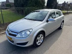 Grijs Gebruikt 2007 Opel Astra Business Hatchback | € 2.899 (Eerlijke prijs)