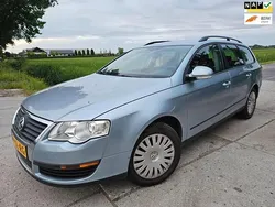 Blauw Gebruikt 2007 VW Passat Trendline Stationwagen | € 1.900 (Goede deal)