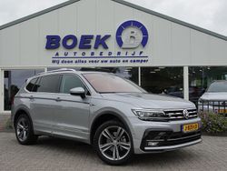 Grijs Gebruikt 2020 VW Tiguan Highline SUV | € 32.840 (Duur)
