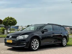 Zwart Gebruikt 2014 VW Golf VII Highline Stationwagen | € 10.900 (Goede deal)