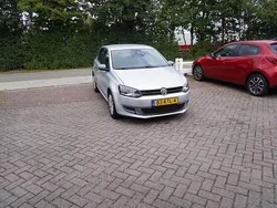 Grijs Gebruikt 2010 VW Polo Comfortline Hatchback | € 7.444 (Iets duurder)