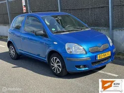 Blauw Gebruikt 2003 Toyota Yaris Hatchback | € 2.450 (Goede deal)