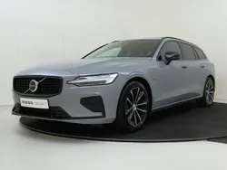 Grijs Gebruikt 2024 Volvo V60 Plus Stationwagen | € 49.935 (Eerlijke prijs)