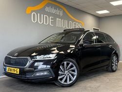 Zwart Gebruikt 2021 Skoda Octavia Business Line Stationwagen | € 26.950 (Duur)