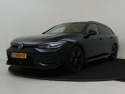 Zwart Gebruikt 2024 VW Passat Business Stationwagen | € 48.950