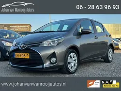 Grijs Gebruikt 2016 Toyota Yaris Trend Hatchback | € 9.750 (Goede deal)