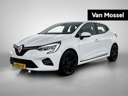 Wit Gebruikt 2020 Renault Clio V Zen Hatchback | € 14.935 (Eerlijke prijs)