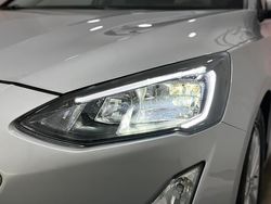 Grijs Gebruikt 2020 Ford Focus Business Edition Hatchback | € 13.999 (Goede deal)