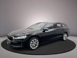 Zwart Nieuw 2025 Skoda Superb Business Line Stationwagen | € 49.477 (Eerlijke prijs)