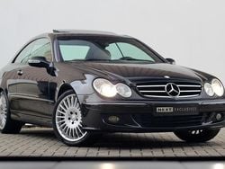Zwart (metallic) Gebruikt 2006 Mercedes 200 Elegance Coupé | € 5.950 (Eerlijke prijs)