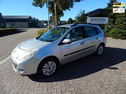 Grijs Gebruikt 2009 Renault Clio GrandTour Business Stationwagen | € 1.495 (Goede deal)