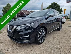 Zwart Gebruikt 2020 Nissan Qashqai Tekna+ SUV | € 23.745 (Eerlijke prijs)
