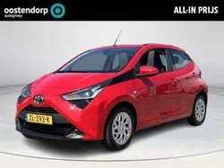 Rood Gebruikt 2019 Toyota Aygo X-play Hatchback | € 14.950 (Eerlijke prijs)